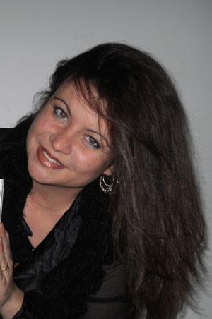 Pro/vocazioni. Dieci domande a scrittori e poeti italiani. # 15 MARILU’ OLIVA