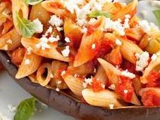 Pasta alla norma nella melanzana