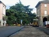 Fidenza, riqualificazione Piazza Verdi: mano asfalto.
