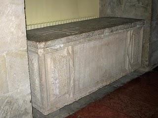 Il sarcofago di San Donnino