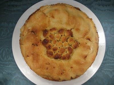 Torta al tris  di frutta a strati