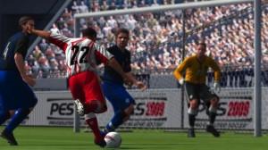 PES 2011 oppure FIFA 2011: quale scegliere?