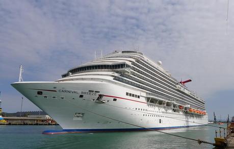 Prossima al debutto Carnival Breeze, la nuova ammiraglia Carnival ispirata ai temi tropicali.