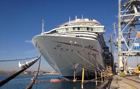 Prossima al debutto Carnival Breeze, la nuova ammiraglia Carnival ispirata ai temi tropicali.