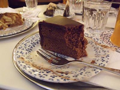 SISSI, MOZART E SACHER TORTE