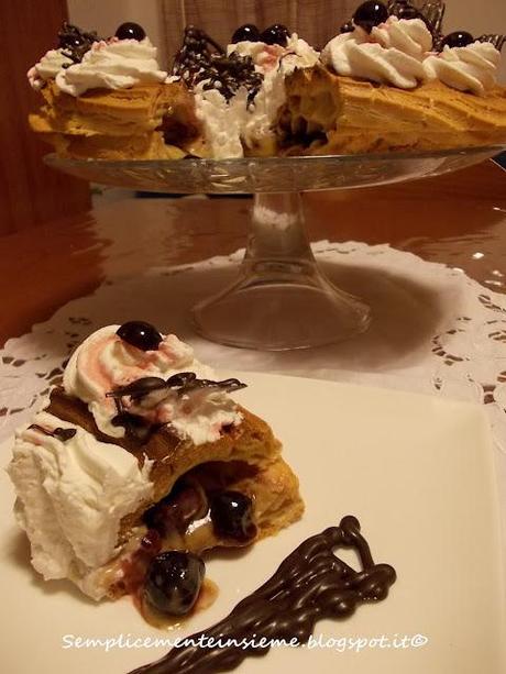 Paris brest con amarene e crema pasticcera