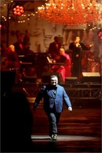 Elbaz cantante per una notte dopo lo show di Lanvin