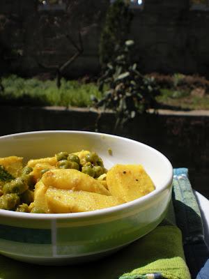 Aloo Matar... ovvero Curry di Patate e Piselli