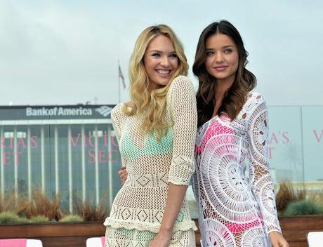 MODA | Victoria's Secret Swim: Candice Swanepoel e Miranda Kerr presentano la collezione 2012