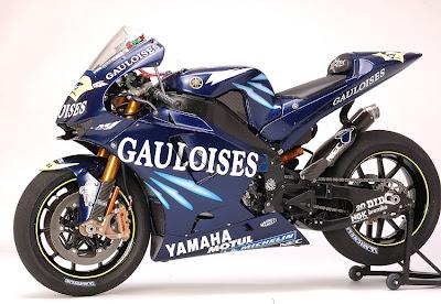 Yamaha YZR-M1 N.Abe 2004 by Utage Factory House (Tamiya)