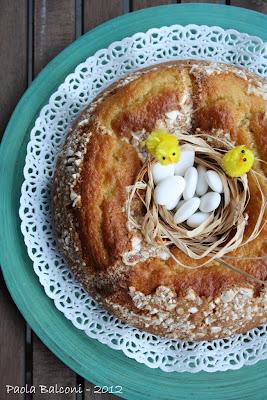 Ciambella al Vin Santo e confetti!