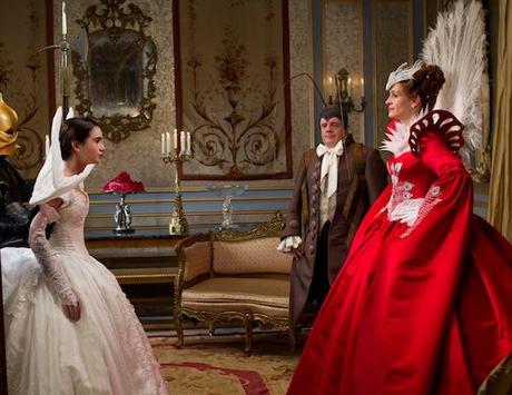 Biancaneve 2012 parte prima: Mirror Mirror con Julia Roberts e Lily Collins