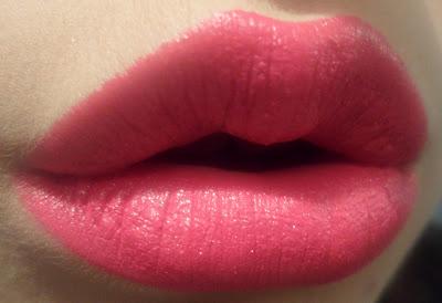 Review&Swatches; ELF Lipstick + Photos/Foto/Prova su labbra