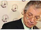 Umberto Bossi dimesso