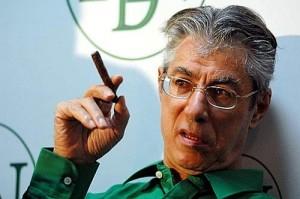 Lega. Umberto Bossi si è dimesso. Ora il rischio che l’Italia finisca in mano alla sinistra è tremendamente alto