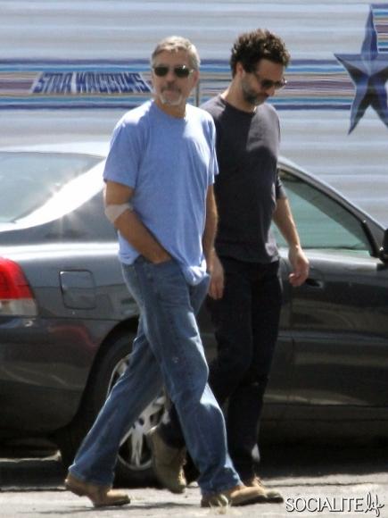 Clooney - Keibler è la fine: ma George si è beccato due pappine?