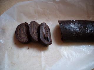 rotolo al cioccolato senza cottura ripieno alla nutella