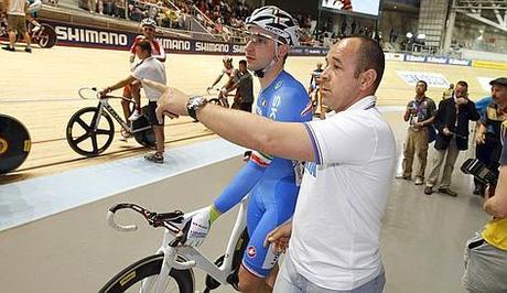 Mondiali di ciclismo su pista: che sfortuna per l'Italia! Viviani si frattura il bacino