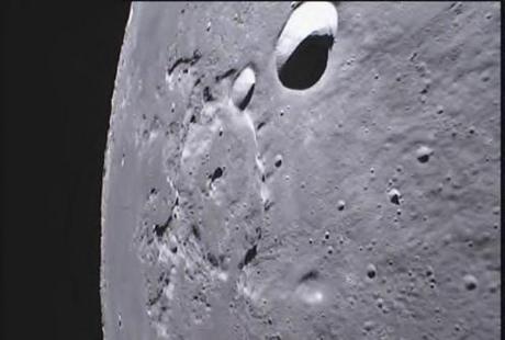 Meravigliosa la Luna dalla MoonKAM-GRAIL della NASA!