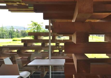 PATTERNS GEOMETRICI NELLE STRUTTURE ARCHITETTONICHE DI KENGO KUMA AND ASSOCIATES