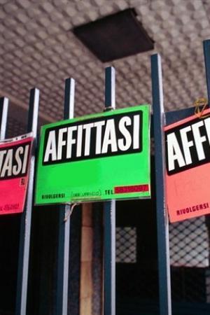 Caserta: affittavano case in nero ad immigrati.