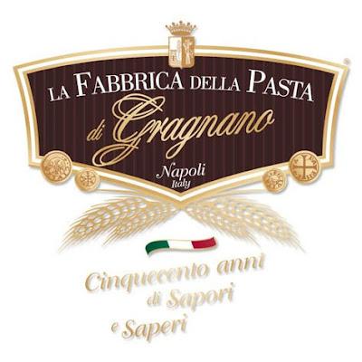 GRIDA DALLA CUCINA - SPAGHETTI CON CAVOLO NERO, POMODORINI DI PACHINO, COLATURA DI ALICI E MAZZANCOLLE - LA FABBRICA DELLA PASTA DI GRAGNANO