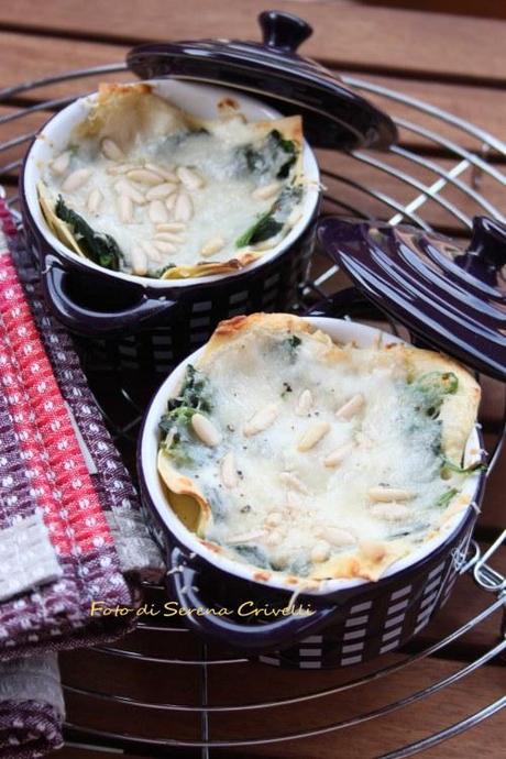 LASAGNE IN COCOTTE CON TALEGGIO E SPINACI di Dolcipensieri