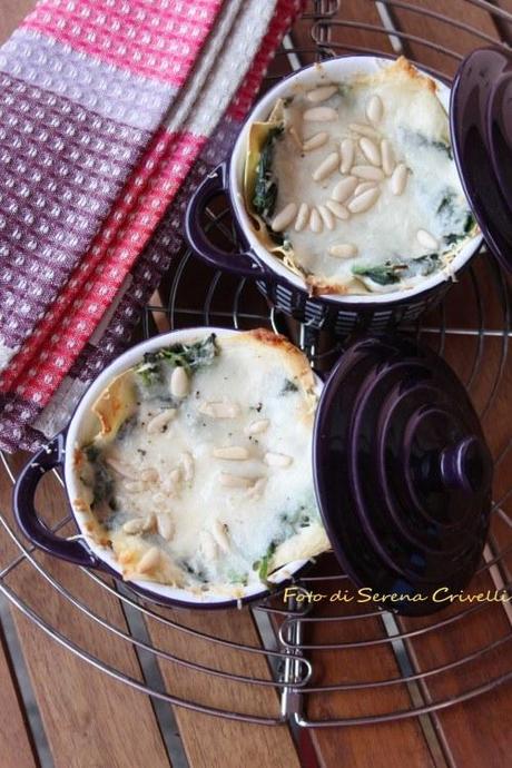 LASAGNE IN COCOTTE CON TALEGGIO E SPINACI di Dolcipensieri