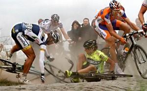 Parigi-Roubaix 2012 nera per Filippo Pozzato, 3 giorni ai box