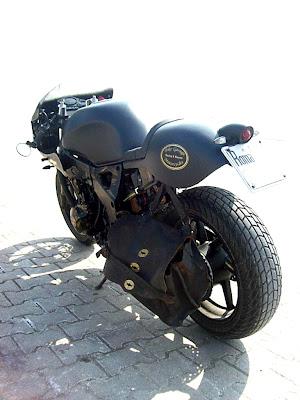 Fireblade rat-cafè by Bike Garage