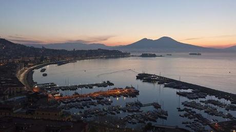 Aspettando il prossimo imbarco, al via domani, a Napoli, le regate ufficiali di America’s Cup.