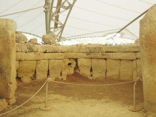 Il tempio di Mnajdra a Malta