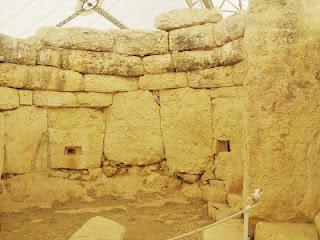 Il tempio di Mnajdra a Malta