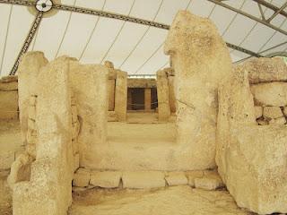 Il tempio di Mnajdra a Malta