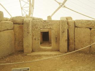 Il tempio di Mnajdra a Malta