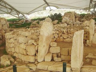 Il tempio di Mnajdra a Malta