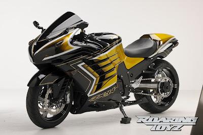 Kawasaki ZX-14 (ZZR 1400) 2012 by Roaring Toyz