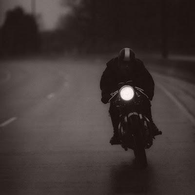 LE MOTOCICLETTE DADAISTE DI BILL PHELPS