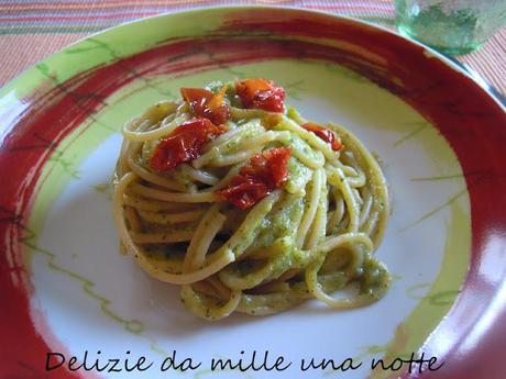 SPAGHETTI KiliOff CON CREMA DI ZUCCHINE E CILIEGINO