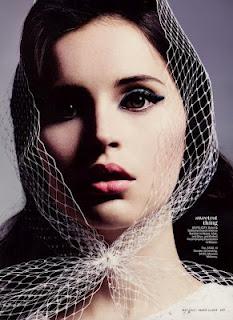 Felicity Jones in Dolce & Gabbana su Marie Claire UK