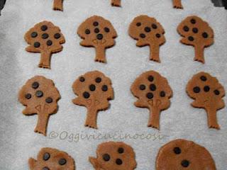 Biscotti con farina di castagne-Chestnut Tree Cookies