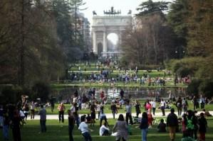 Milano apre i suoi parchi al rugby