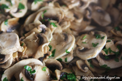 Funghi trifolati e scaloppine ai funghi – Mushrooms “trifolati” and Escaloppes with Mushrooms