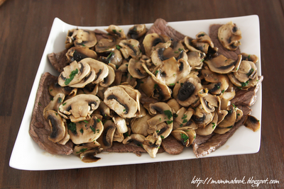 Funghi trifolati e scaloppine ai funghi – Mushrooms “trifolati” and Escaloppes with Mushrooms