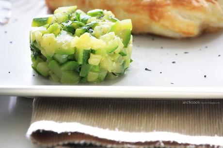 Timballo di brunoise di zucchine e sale nero di Cipro