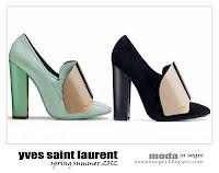 Yves Saint Laurent Cardinal Suede Mocassin SS 2012... nel guardaroba di Moda in Segni