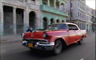 CARRO A CUBA