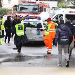 FOTO- Un’auto dei vigili ostacola i soccorsi allo stadio Adriatico!