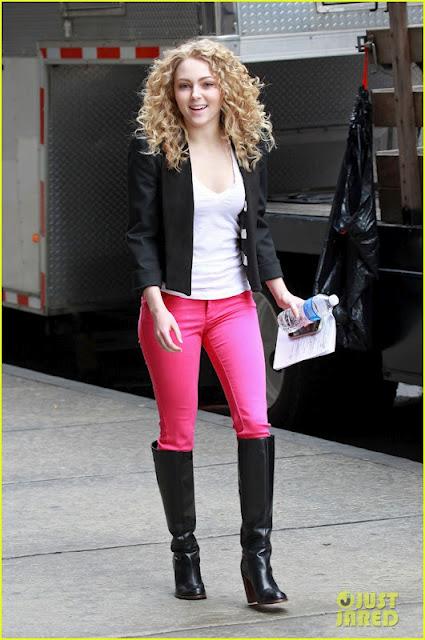 Other Pictures from the Set of Sex and the City: The Carrie Diaries