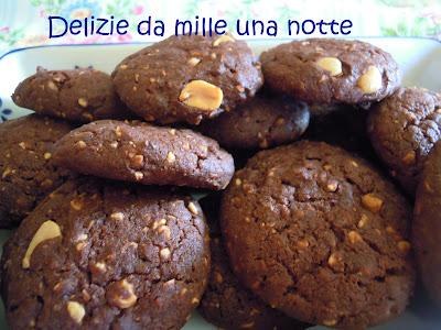 COOKIES CIOCCOLATOSI ALLE ARACHIDI